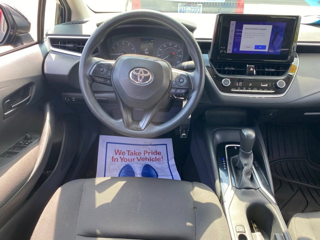 Used 2024 Toyota Corolla LE FWD image 10