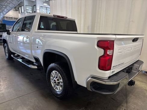 Used 2024 Chevrolet Silverado 2500 LT w/ Convenience Package AWD/4WD image 6