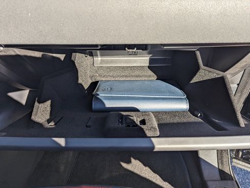 Used 2017 Land Rover Range Rover Evoque HSE Dynamic image 31