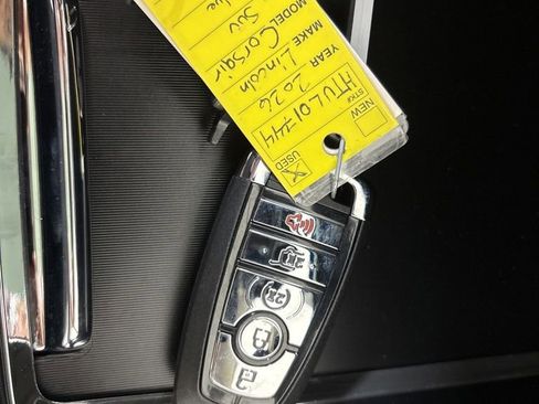 Used 2026 Lincoln Corsair Premiere image 30