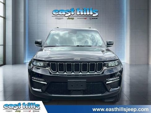 Certified 2023 Jeep Grand Cherokee Limited AWD/4WD image 8