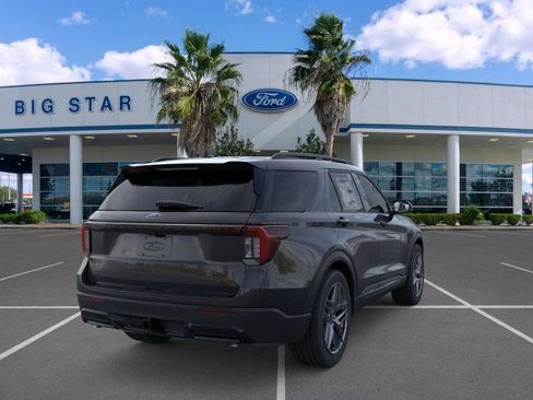 New 2026 Ford Explorer ST-Line w/ ST-Line Street Pack image 9