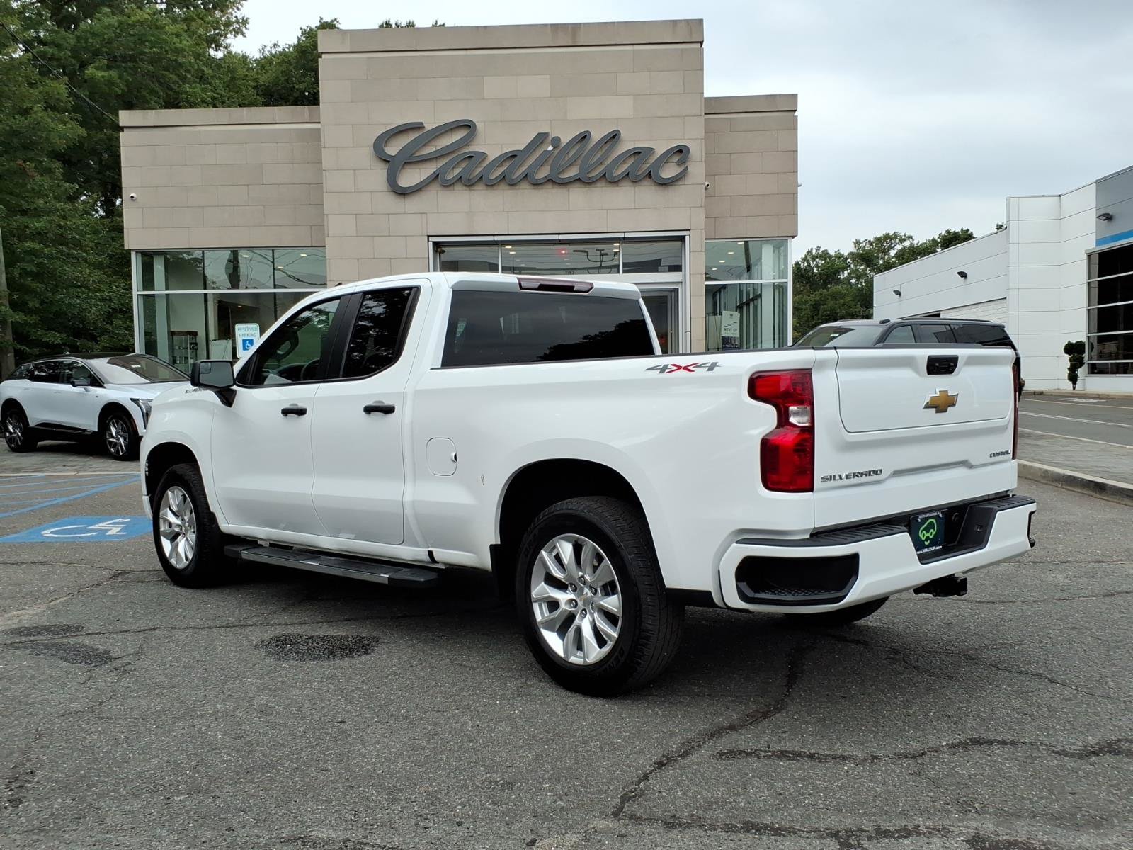Certified 2023 Chevrolet Silverado 1500 Custom AWD/4WD image 4