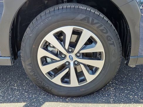 Used 2025 Subaru Outback image 7