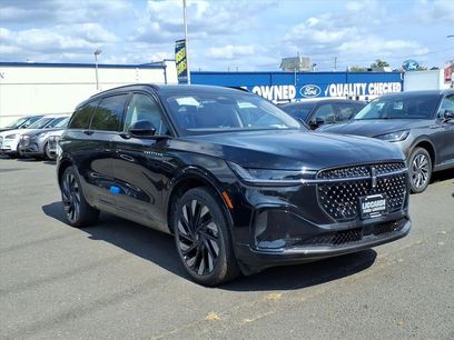 New 2025 Lincoln Nautilus Reserve w/ Jet Appearance Package