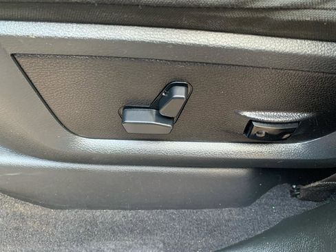 Used 2019 RAM 3500 Lone Star image 27