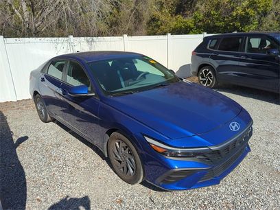 Used 2024 Hyundai Elantra SEL