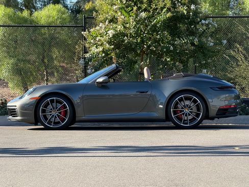 Certified 2021 Porsche 911 Carrera S RWD image 2