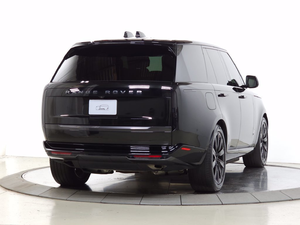 Certified 2025 Land Rover Range Rover Autobiography AWD/4WD image 8