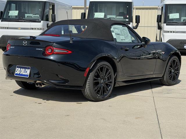 New 2026 MAZDA MX-5 Miata Club w/ Appearance Package RWD image 4