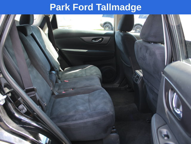Used 2016 Nissan Rogue S AWD/4WD image 23