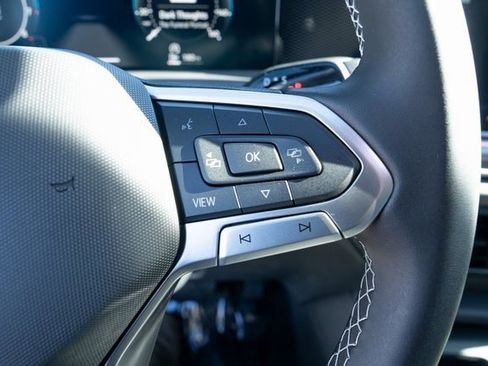 New 2026 Volkswagen Tiguan SE image 23