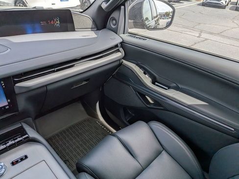 New 2026 Lincoln Navigator L Reserve w/ Jet Appearance Package AWD/4WD image 19