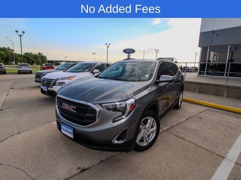 Used 2018 GMC Terrain SLE w/ Driver Convenience Package AWD/4WD image 1