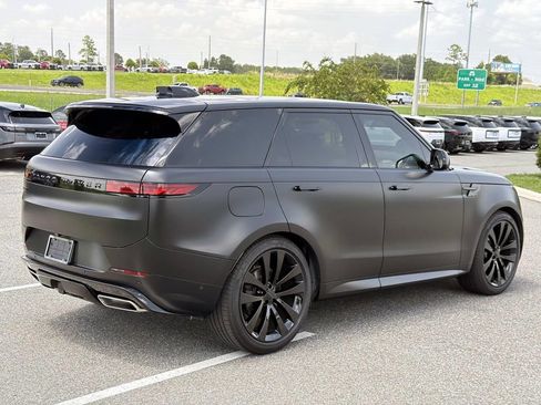 New 2026 Land Rover Range Rover Sport Dynamic SE AWD/4WD image 5