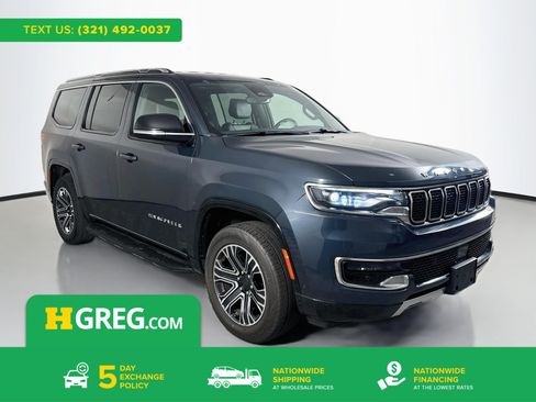 Used 2024 Jeep Wagoneer Series II w/ Flexible Seating Group RWD image 1
