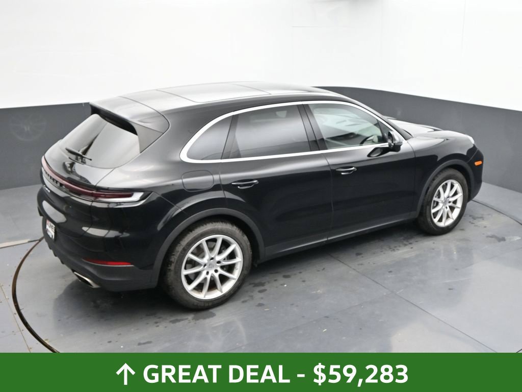 Used 2024 Porsche Cayenne AWD/4WD image 26