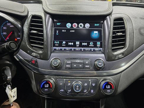 Used 2016 Chevrolet Impala LT w/ Convenience Package FWD image 36