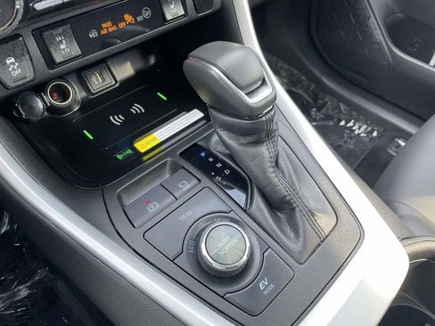 Used 2023 Toyota RAV4 XSE image 44