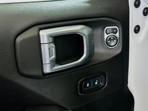 Used 2023 Jeep Wrangler Unlimited Rubicon 4xe w/ Safety Group image 15