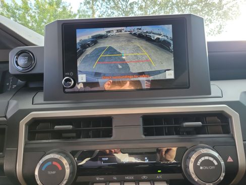 Used 2024 Toyota Tacoma SR image 27