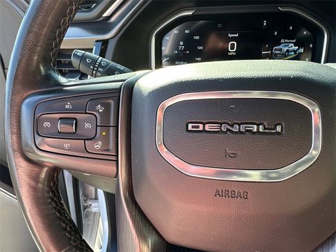 Used 2024 GMC Sierra 3500 Denali Ultimate image 26