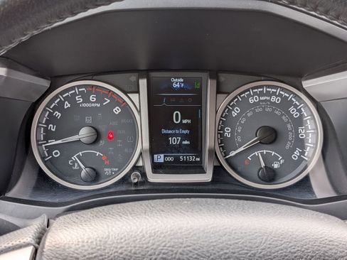 Used 2022 Toyota Tacoma SR5 w/ SR5 Appearance Package (SM) image 20