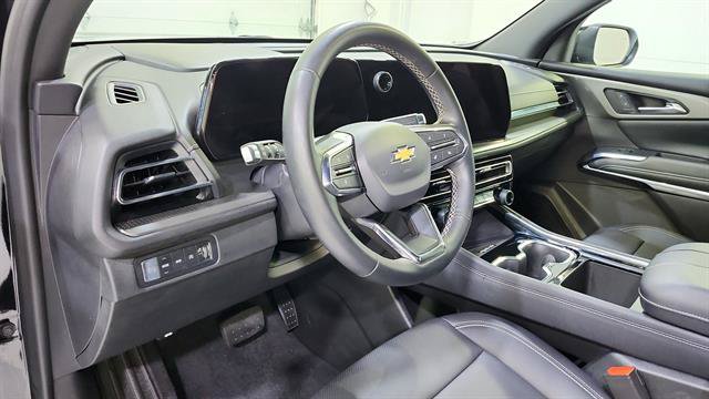 Used 2026 Chevrolet Traverse LT AWD/4WD image 10