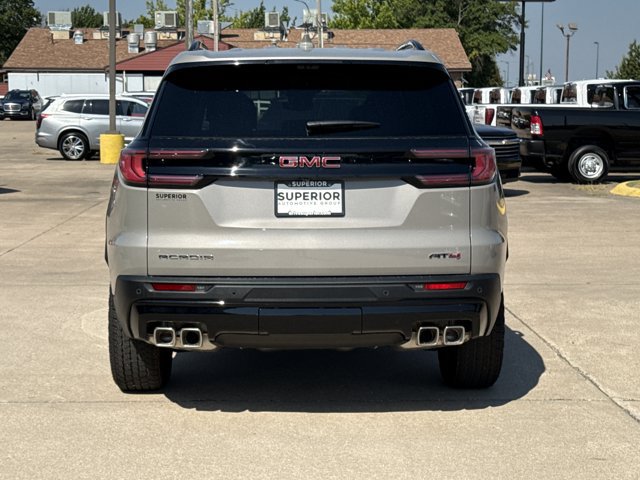 Used 2026 GMC Acadia AT4 w/ Luxury Package AWD/4WD image 4