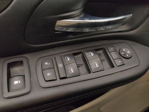 Used 2016 Dodge Grand Caravan SE w/ Quick Order Package 29E SE FWD image 27