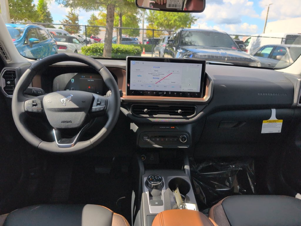 New 2026 Ford Bronco Sport Outer Banks w/ Outer Banks Tech Package+ AWD/4WD image 8