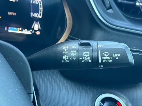 Used 2025 Jeep Grand Cherokee Laredo X w/ Luxury Tech Group I RWD image 39