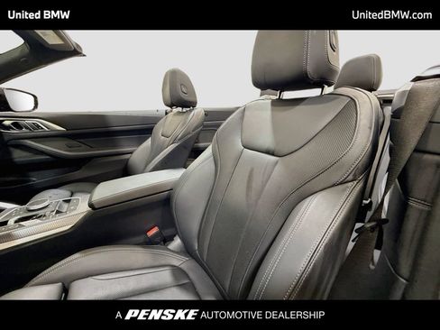 Used 2026 BMW M440i Convertible RWD image 5