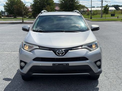Used 2016 Toyota RAV4 XLE FWD image 3