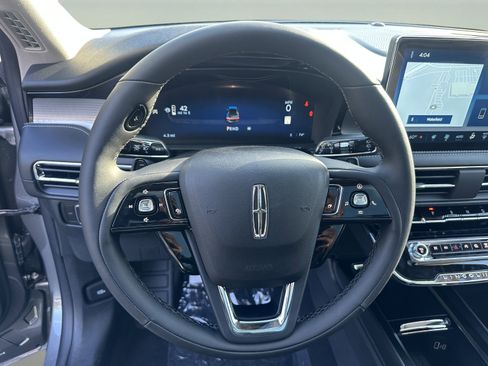 New 2026 Lincoln Corsair Premiere image 13