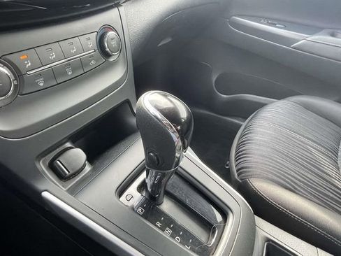 Used 2017 Nissan Sentra SV image 30