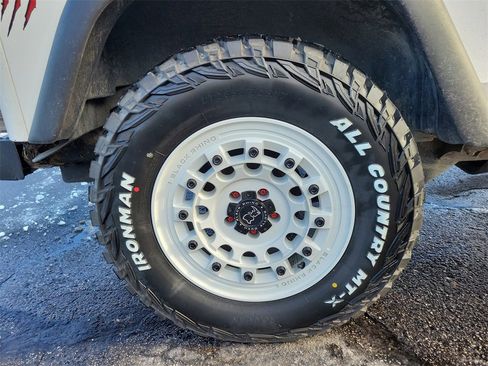 Used 2004 Jeep Wrangler X w/ Full Face Tire & Wheel Group image 5