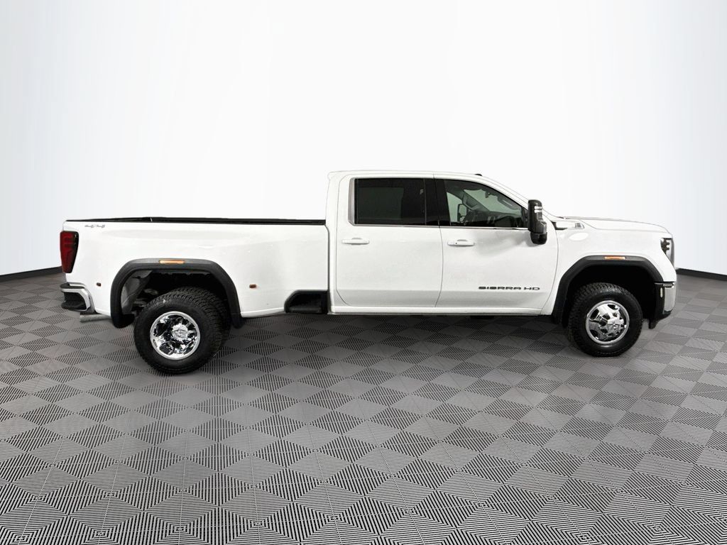 Used 2024 GMC Sierra 3500 SLE w/ SLE Convenience Package AWD/4WD image 8