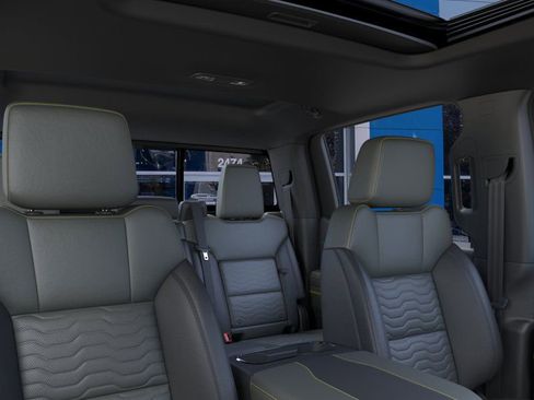 New 2026 Chevrolet Silverado 1500 ZR2 w/ Dark Appearance Package image 24