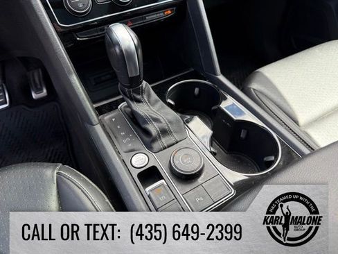 Used 2022 Volkswagen Atlas SEL R-Line AWD/4WD image 23