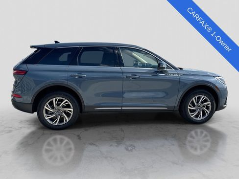 Used 2025 Lincoln Corsair AWD w/ Equipment Group 101A image 3
