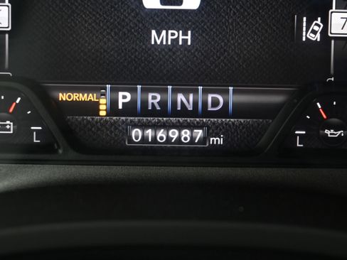 Used 2022 RAM 1500 Limited image 25