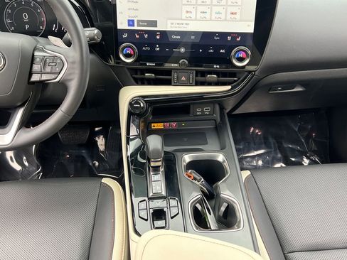 Used 2023 Lexus NX 350 AWD w/ Premium Package image 12