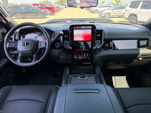 New 2026 RAM 2500 Limited AWD/4WD image 23