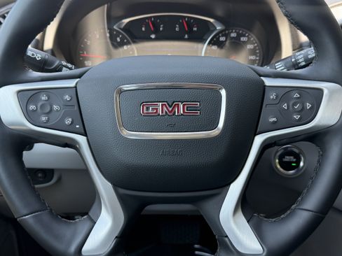Used 2023 GMC Terrain SLT FWD image 33