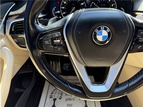Used 2019 BMW 530i image 33