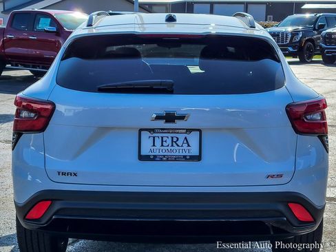 New 2026 Chevrolet Trax RS w/ Sunroof Package image 5
