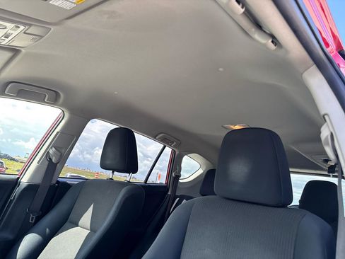 Used 2015 Toyota RAV4 LE image 19