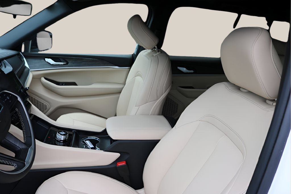 New 2026 Jeep Grand Cherokee Limited RWD image 11