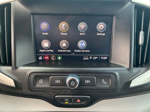 Used 2024 GMC Terrain SLE image 24